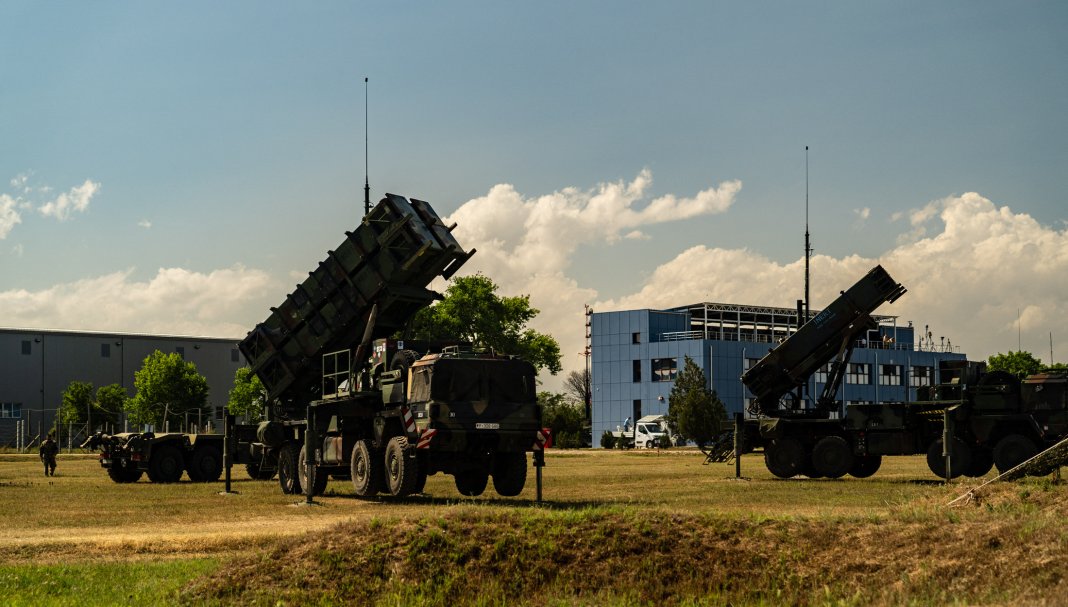 Reacție semnificativă din Italia referitoare la retragerea americanilor din România Reacție semnificativă din Italia referitoare la retragerea americanilor din România. Ministrul: