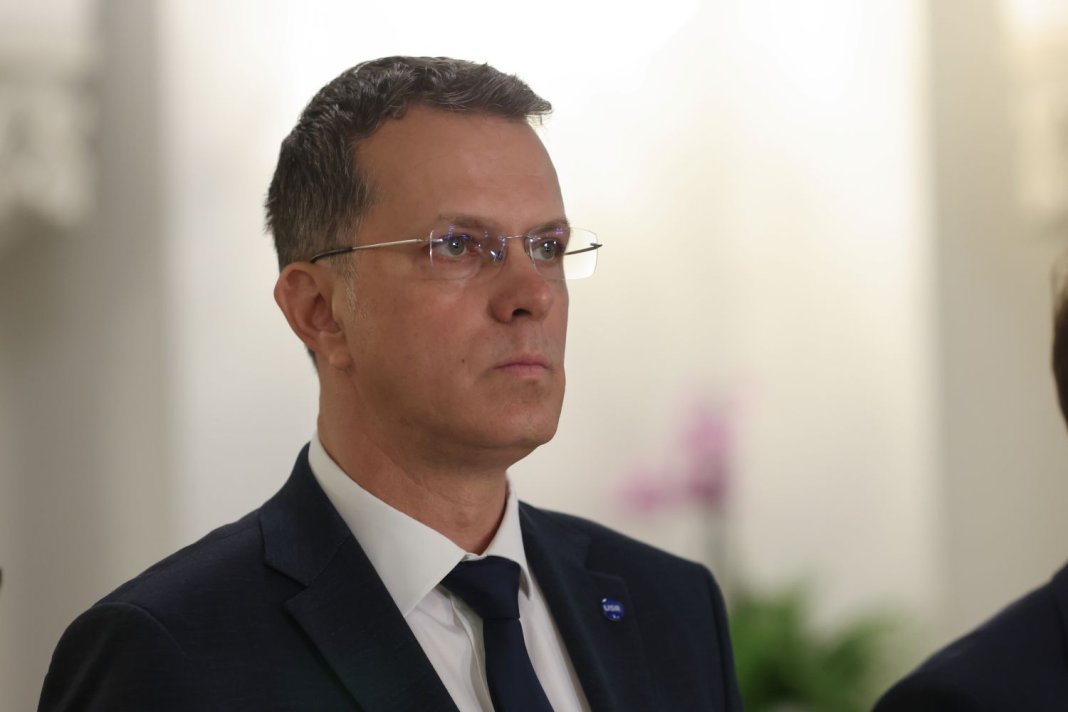 C.T. Popescu îl critică dur pe Ionuț Moșteanu: „Spune neadevăruri în fața camerelor, fără ezitare, pe lângă faptul că este și incompetent”