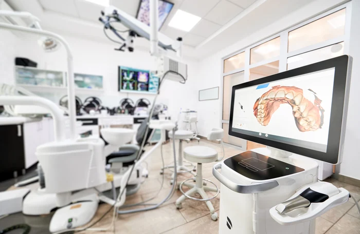 Fetița de doi ani care a murit după anestezie fusese sedată și în trecut; clinica susține că dispunea de autorizațiile necesare