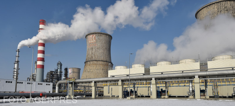 Ministrul Economiei cere Energiei și Finanțelor „clarificări” în privința Lukoil / „Nu putem susține că ne opunem la ceea ce se desfășoară în Rusia, dându-le carburant prin metode alternative”