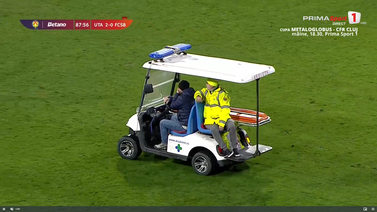 Incident șocant la meciul UTA - FCSB! A ieșit de pe teren în lacrimi