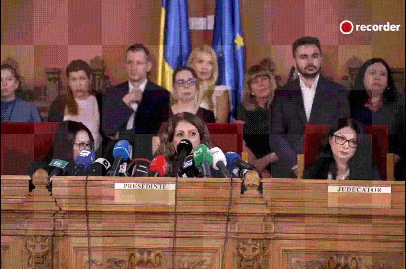 O întrunire organizată de Lia Savonea la Înalta Curte a generat o controversă / Savonea: Completurile actuale nu vor fi dizolvate
