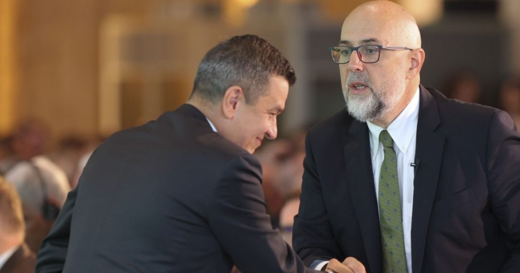 Tensiuni în cadrul Coaliției: Kelemen Hunor s-a întâlnit cu Sorin Grindeanu în biroul său din Parlament