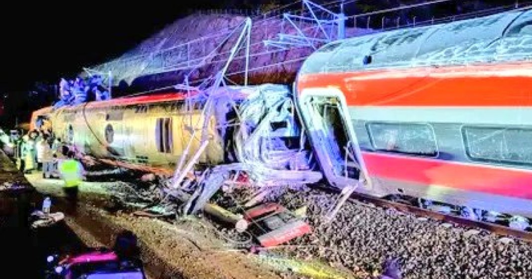 Accident feroviar în sudul Spaniei: Minimul de 20 de decese și multe persoane rănite prinse în trenurile de mare viteză.