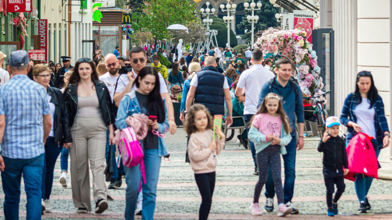 Dacia și Renault, amendate de Consiliul Concurenței pentru acorduri de tip „no-poach”