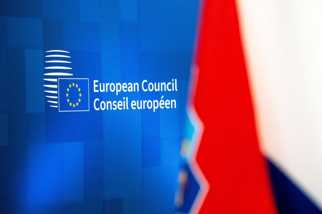 Summit excepțional al liderilor UE pentru negocieri în urma avertismentelor lui Trump referitoare la Groenlanda.