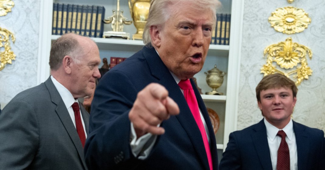 Donald Trump este nemulțumit și intenționează un sistem „pay-to-play” pentru NATO. Articolul 5 ar putea fi...