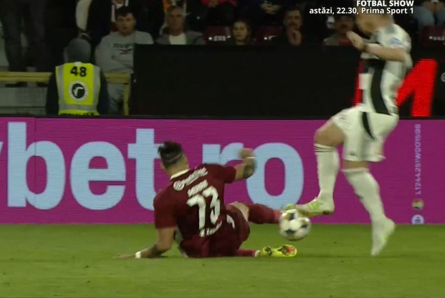 Acuzații după CFR Cluj - U Cluj: „Kovacs a fost presat de VAR să nu ofere penalty!”