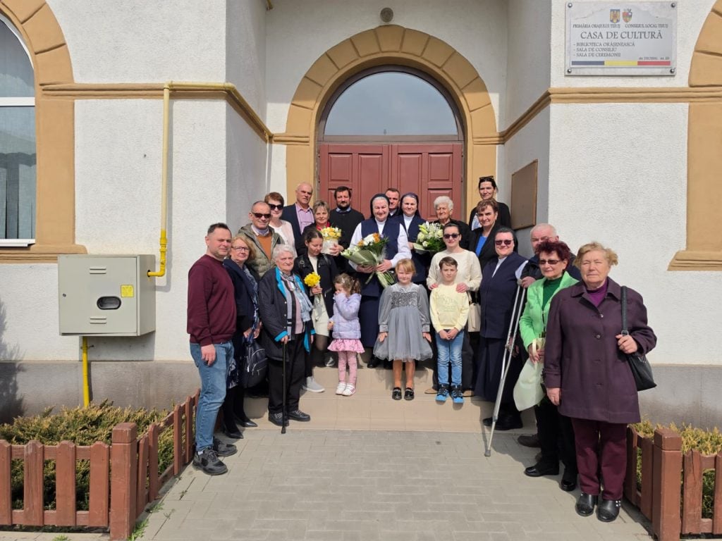 Povestea Sorei Emilia, o mamă pentru 600 de copii pe parcursul a mai mult de 25 de ani: „Binele nu se face auzit”