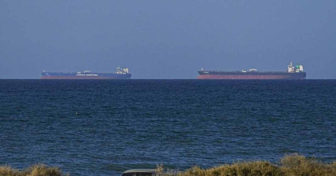 Prima navă de croazieră traversează Strâmtoarea Ormuz după declanșarea conflictului cu Iranul