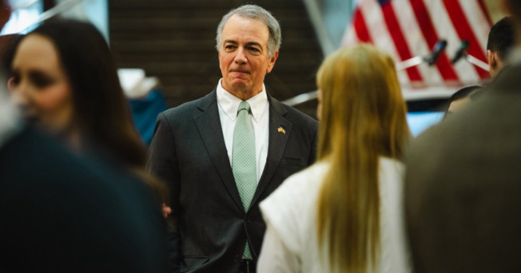 „România, cap de afiș în NATO”, susține ambasadorul Darryl Nirenberg. Viziunea asistenței din partea Washingtonului...