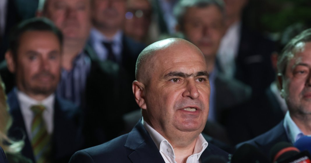 Scenariul lui Ilie Bolojan în situația în care moțiunea de cenzură este aprobată: „PNL ar avea posibilitatea să rămână la guvernare, dar nu...