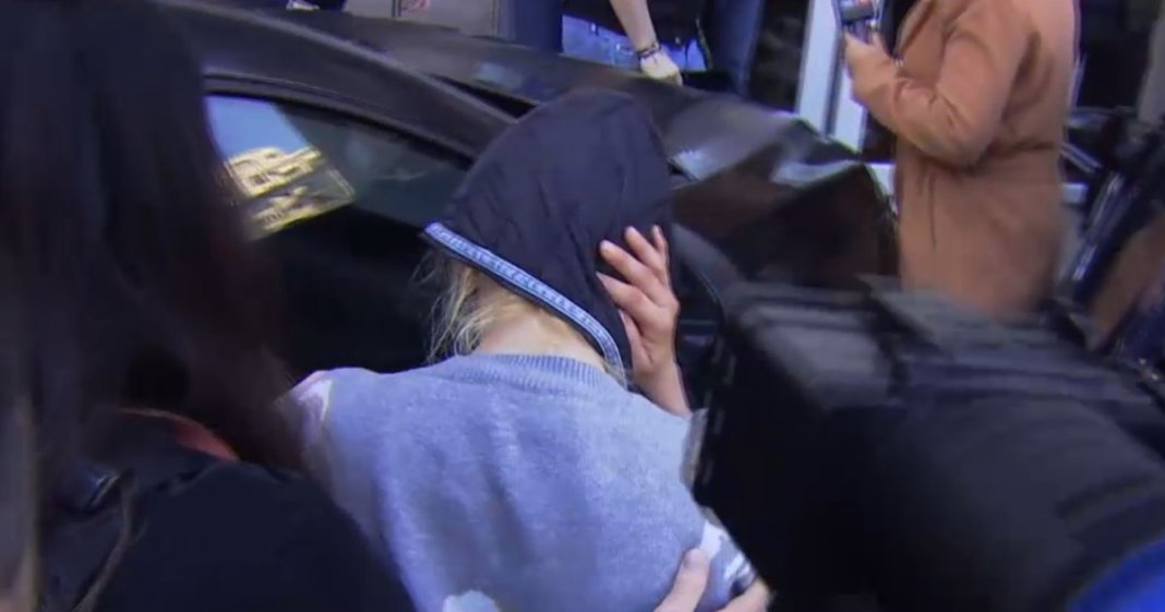 Un principal suspect în cazul doctorului omorât și incinerat într-un apartament din București a fost prezentat pentru audieri.