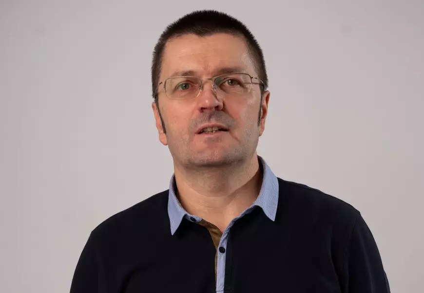 Românii întreabă: Ar învinge Nicușor Dan turul 2 al alegerilor prezidențiale împotriva lui George Simion?