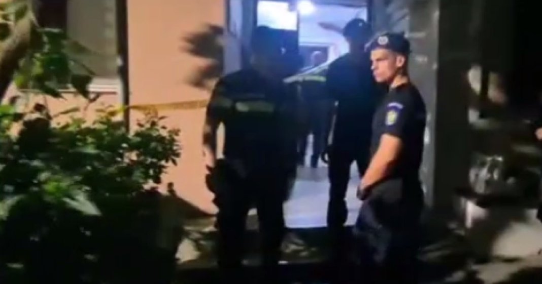 Triplă omor în Târgu Jiu: O bunică și nepoții ei au fost descoperiți morți în locuință...