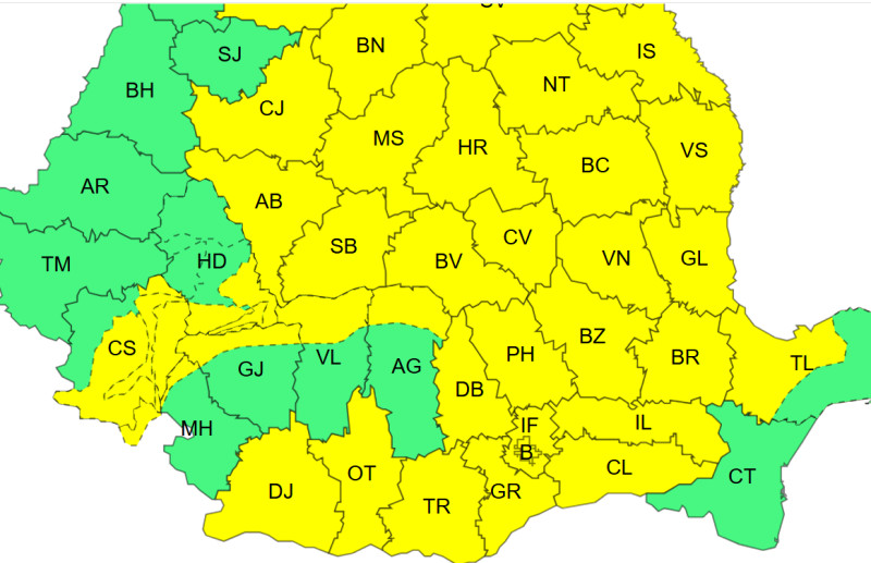 ANM a revizuit prognoza: durata precipitațiilor și a furtunilor. Județele afectate de cod galben și cum...