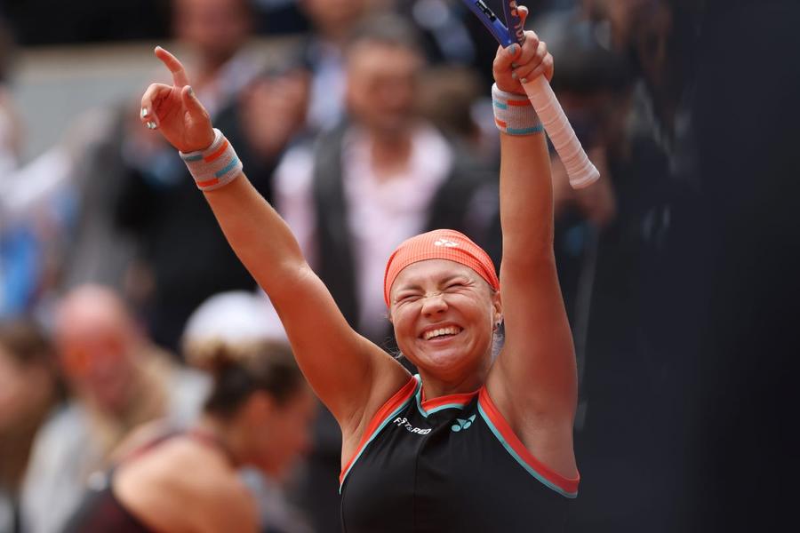 Aryna Sabalenka, ÎNJECTATĂ din Roland Garros în „sferturi”! » Diana Shnaider a depășit conducătoarea mondială