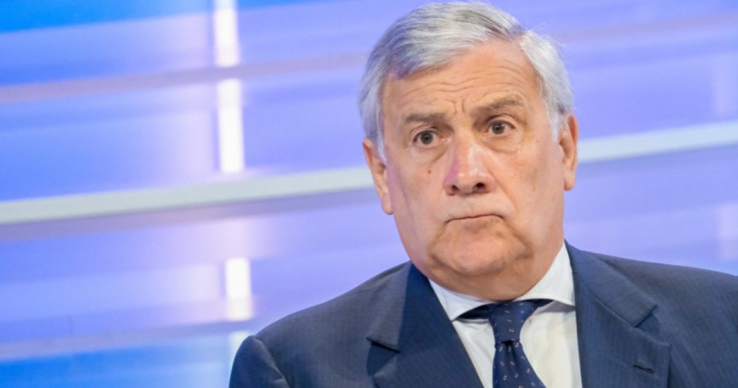 Italia are în plan să ceară suspendarea Spaniei din Spațiul Schengen. Cauza menționată de Antonio Tajani