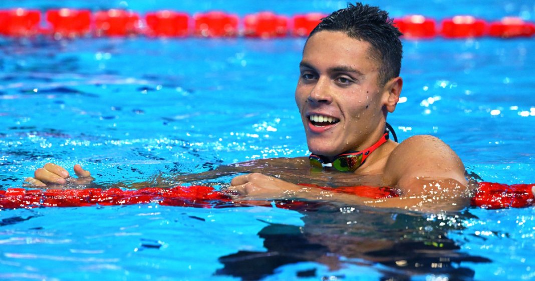 Campionatul Euroean de Înot: David Popovici a obținut cel mai rapid timp din serii și s-a calificat pentru semifinale.